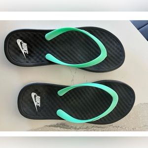 Nike Flip Flops women’s size 10